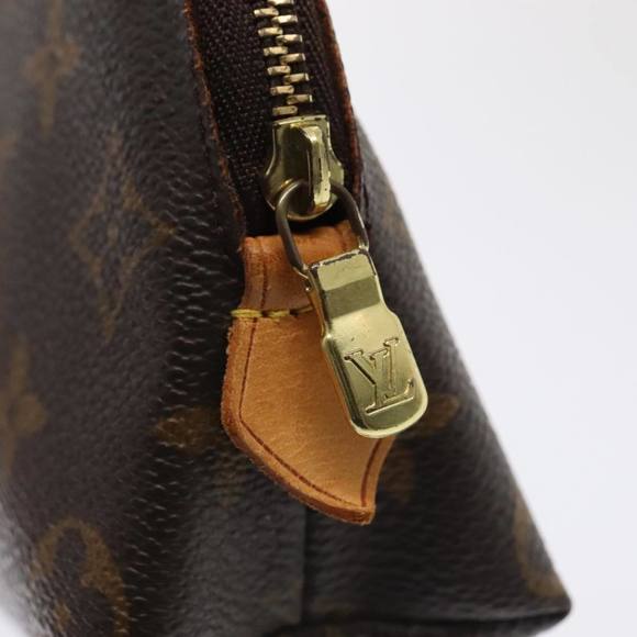 LOUIS VUITTON Monogram Pochette Cosmetic PM Cosmetic Pouch M47515 LV Auth 92242 - Picture 8 of 16